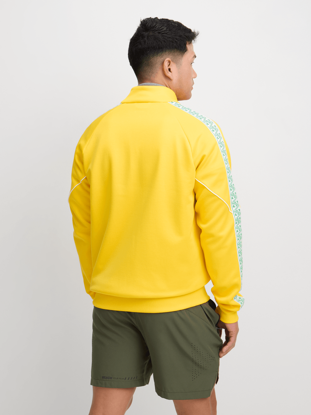 Puma Men's Mamelodi Sundowns King Anthem Yellow Jacket - Lightweight Soccer Fan Gear