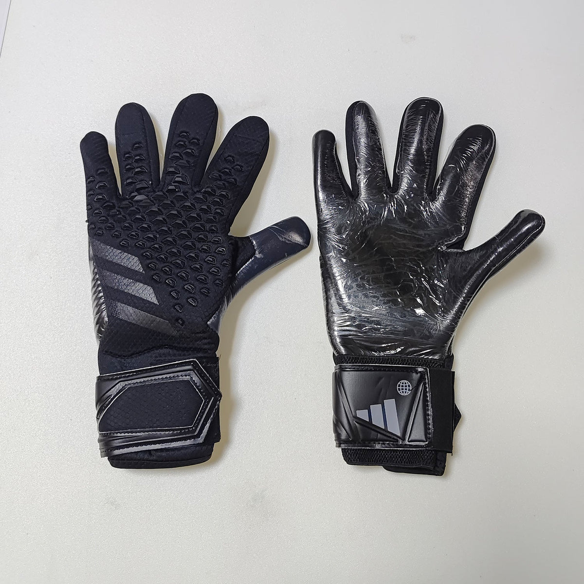 A28 Wristband Goalkeeper Gloves Black