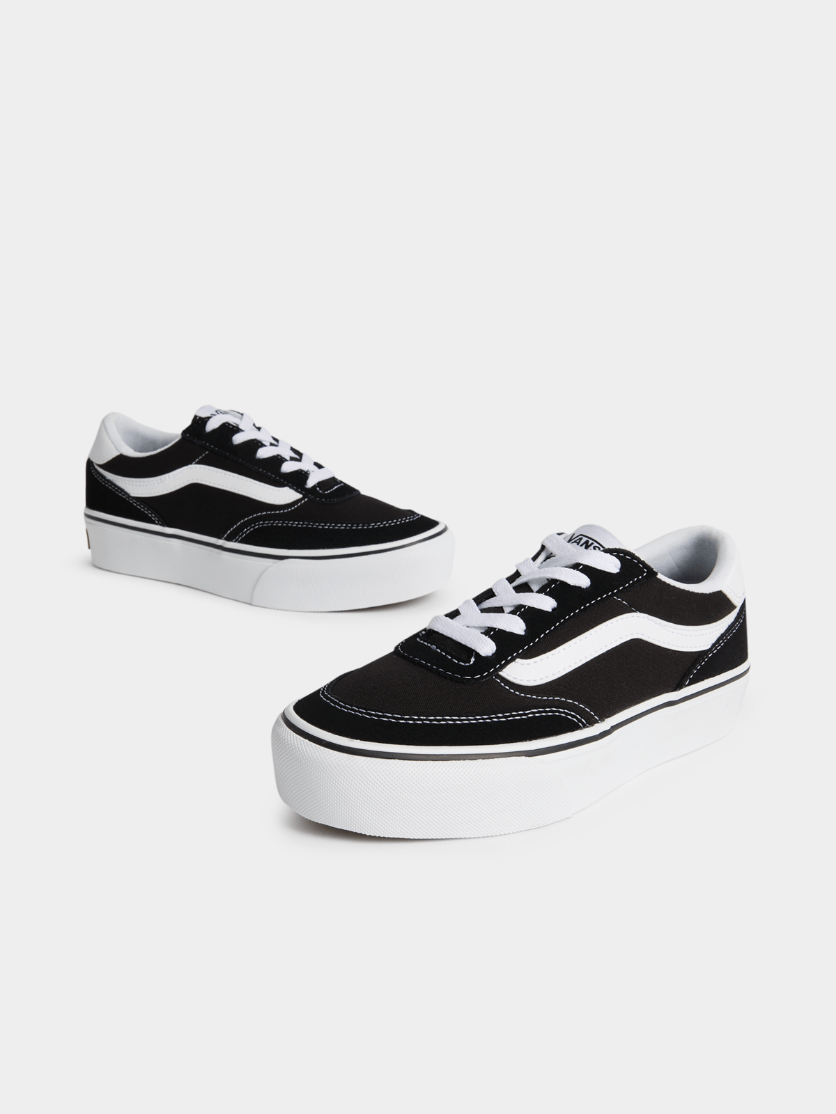 Vans Women&#39;s Brooklyn LS Platform Black White Canvas Sneakers - Stylish &amp; Comfy