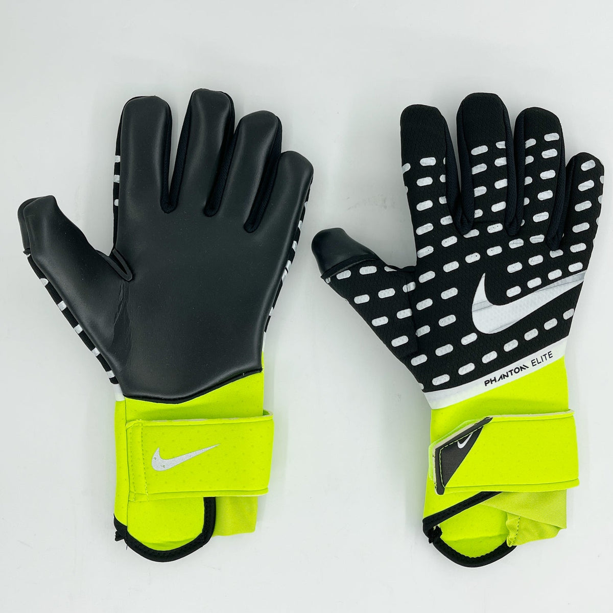 N11 Goalkeeper Gloves Black Yellow