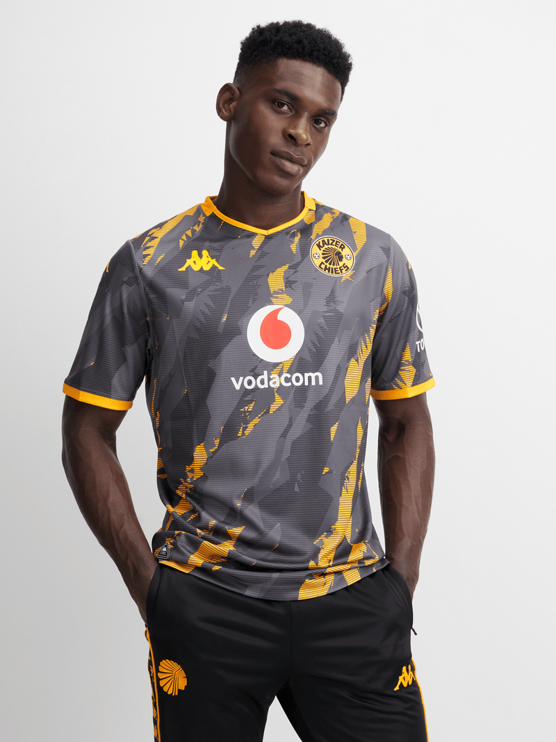 Kappa Men&#39;s Kaizer Chiefs Away 25/26 Grey Kombat Performance Stadium Jersey