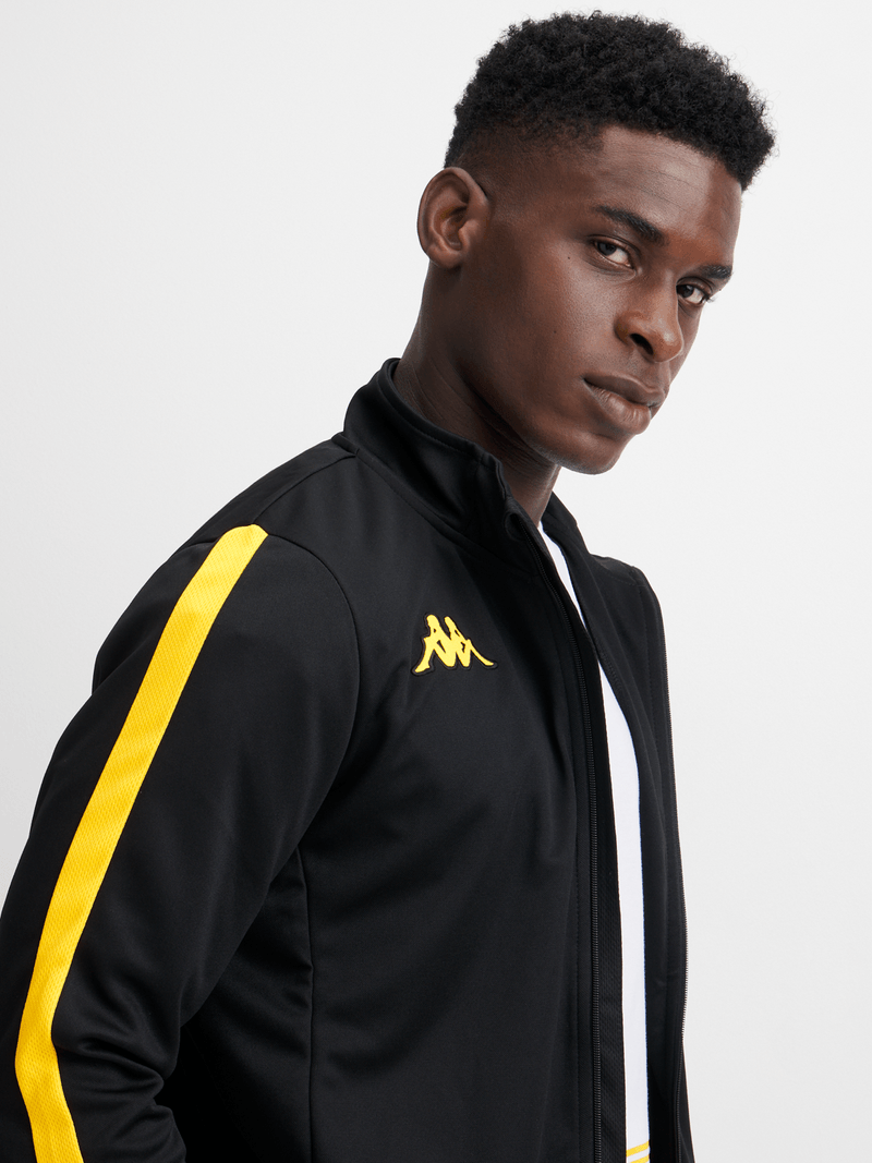 Kappa Men&#39;s Kaizer Chiefs Salcito Black Tracksuit - Comfortable Fan Sportswear Set