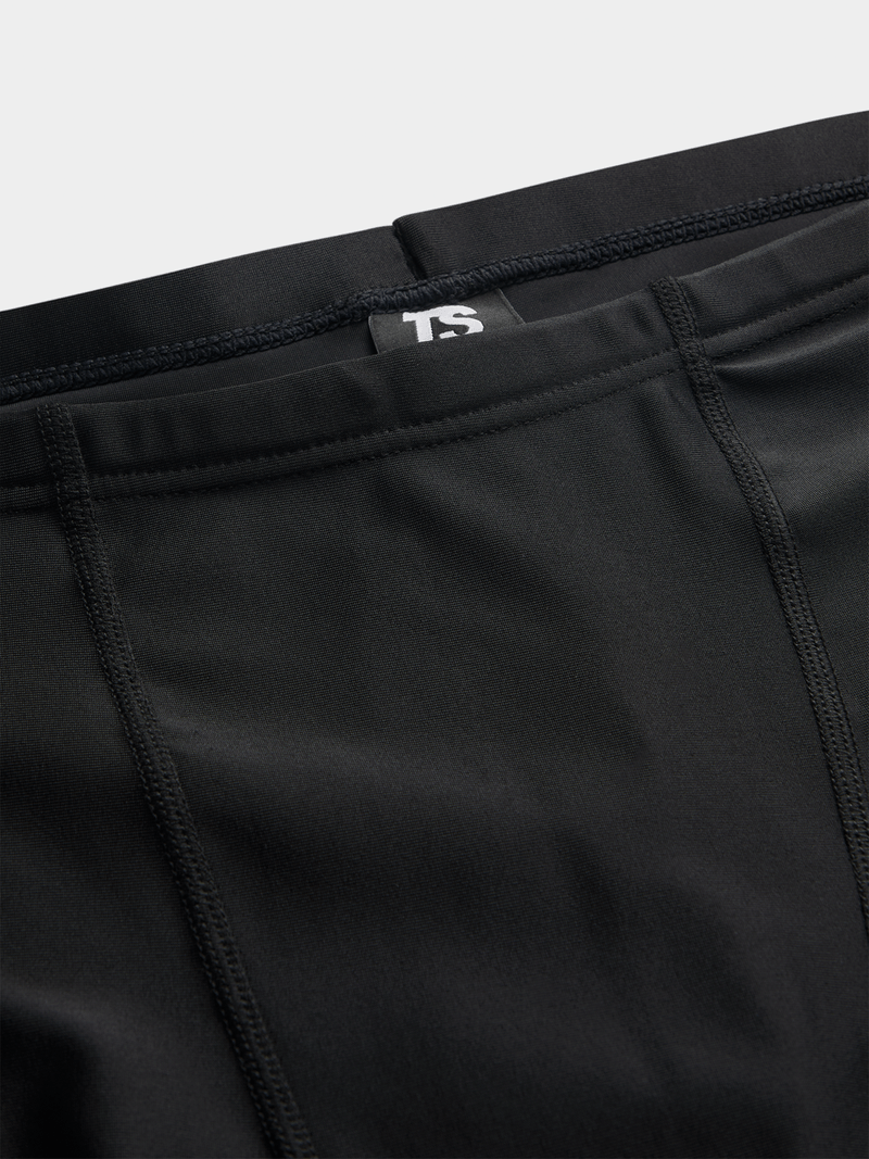 Men&#39;s Core Black Performance Swim Jammer: Durable, Flexible, Fast