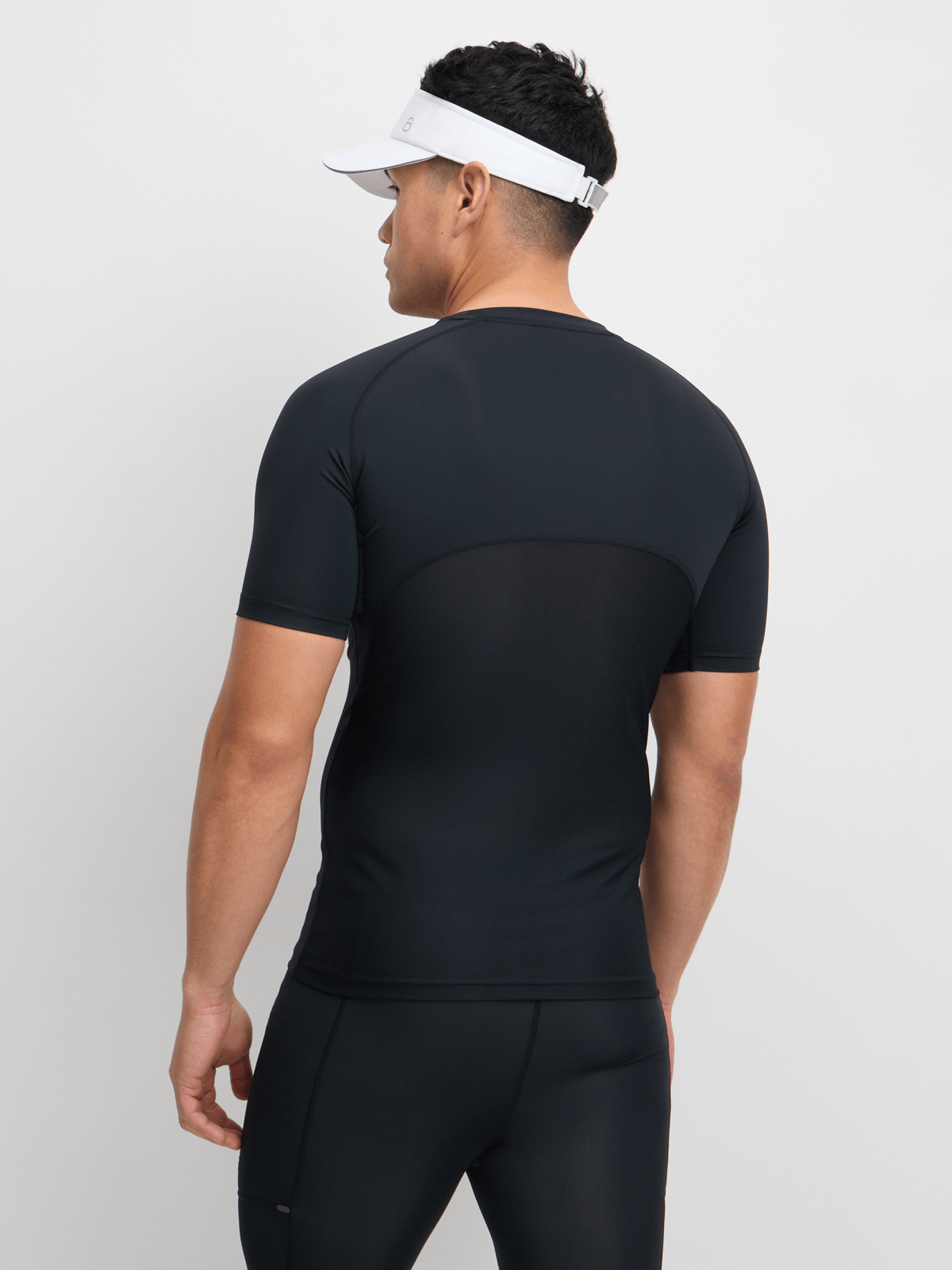 Men&#39;s High-Performance Compression Short Sleeve Black Top, Breathable Mesh Panels