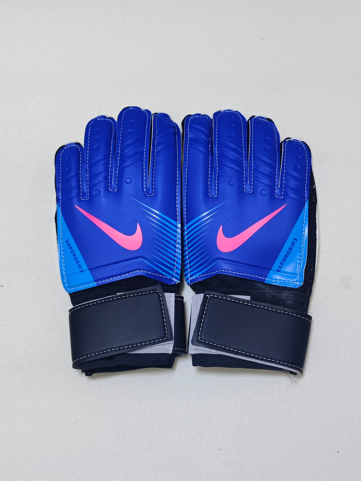 N15 Nike goalkeeper gloves Blue