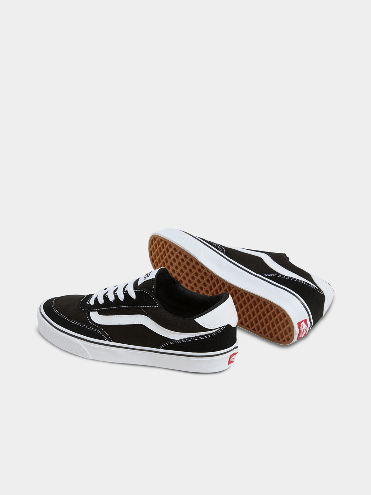 Vans Men&#39;s Brooklyn LS Skate Sneakers - Classic Black &amp; White Canvas Shoes