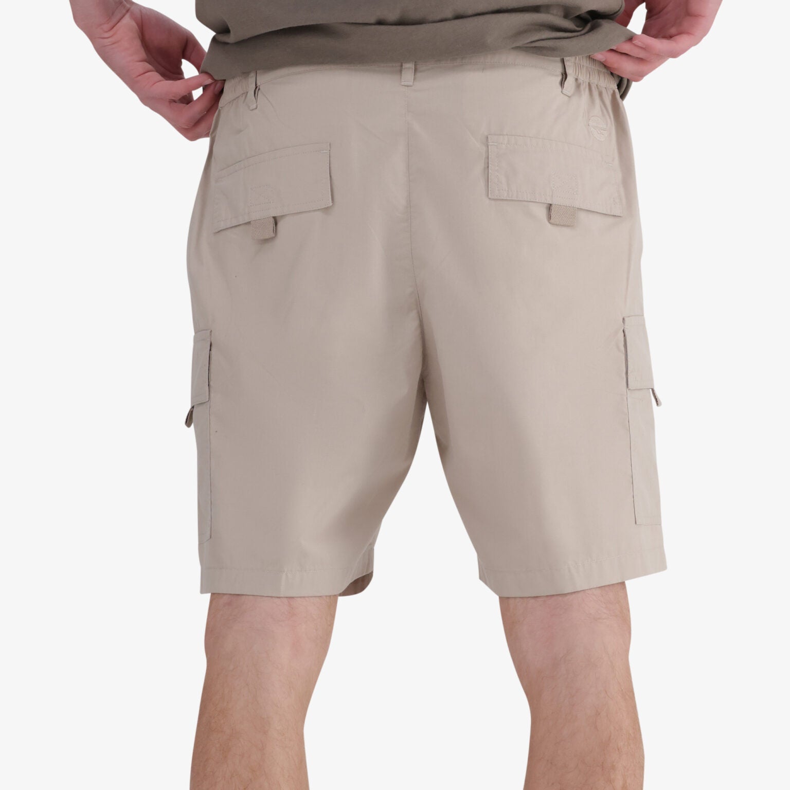 Hi-Tec Men's Durable 7-Inch Cargo Shorts: Multi-Pocket Comfort for Outdoor Adventures