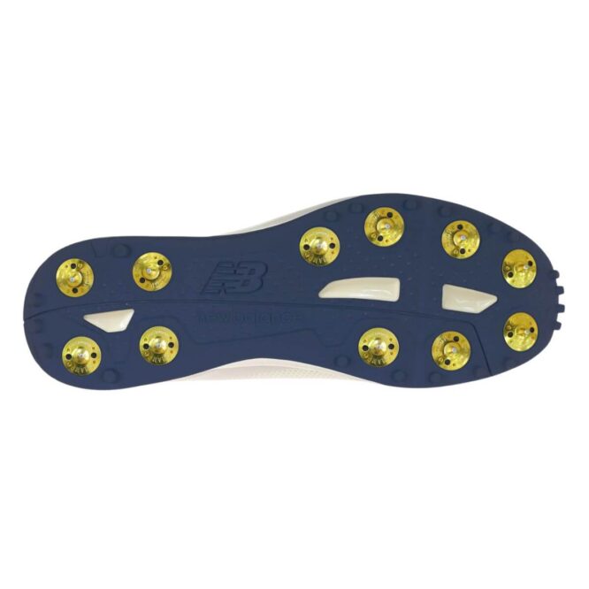 New Balance Full Spike Cricket