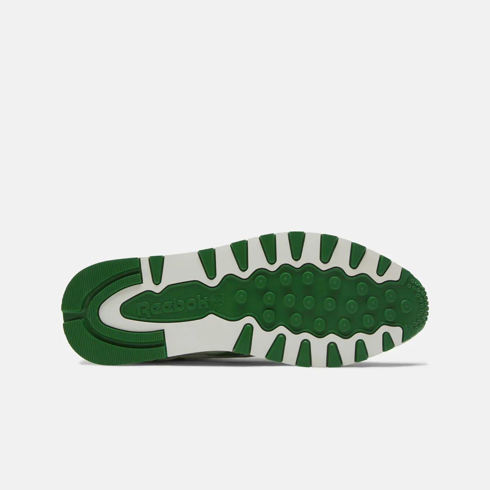 Classic Leather 1983 Vintage Shoes (2)