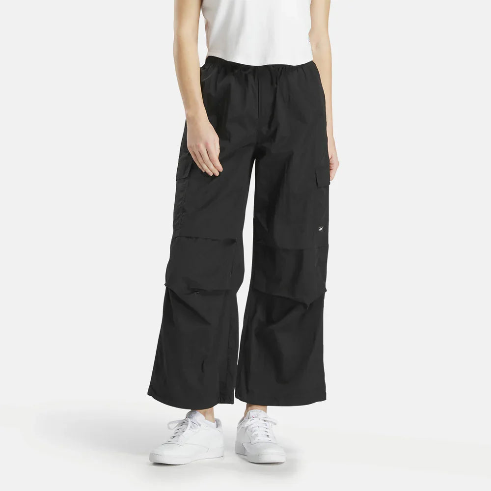 Studio Style Cargo Pants
