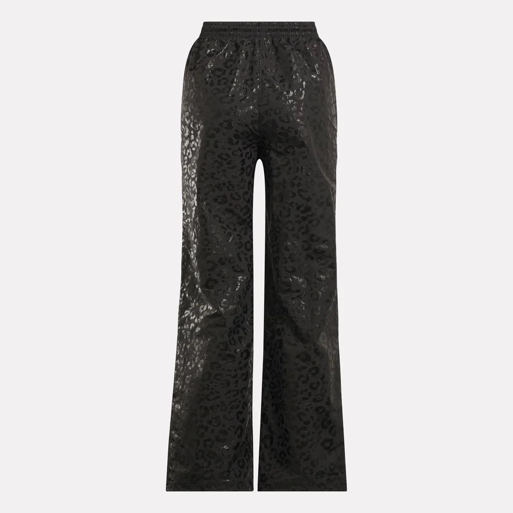 Reebok x Angel Reese Hoop Pant (4)