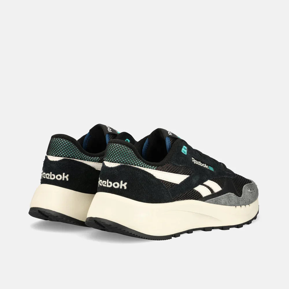 Classic Leather 2400 Shoes (2)