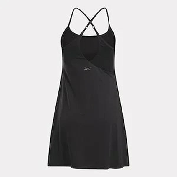A sporty dress with crossover straps (6)
