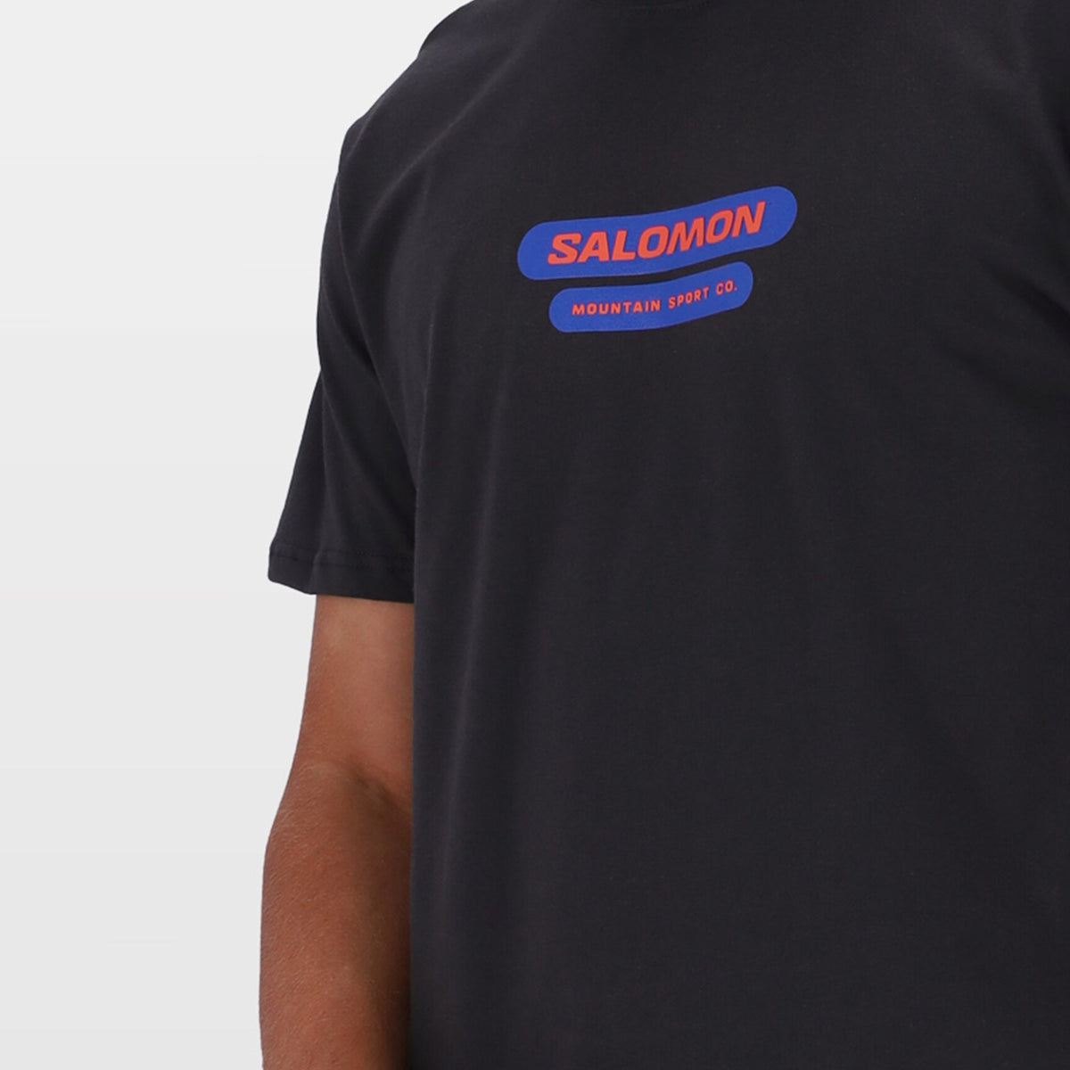 Salomon Round Trip Men&#39;s Active T-Shirt for Outdoor Adventures