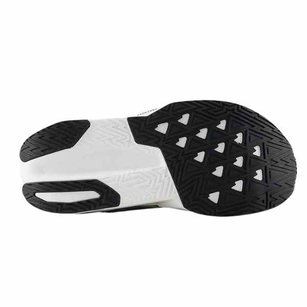 New Balance FuelCell Rebel v5 Linen/Grey Matter