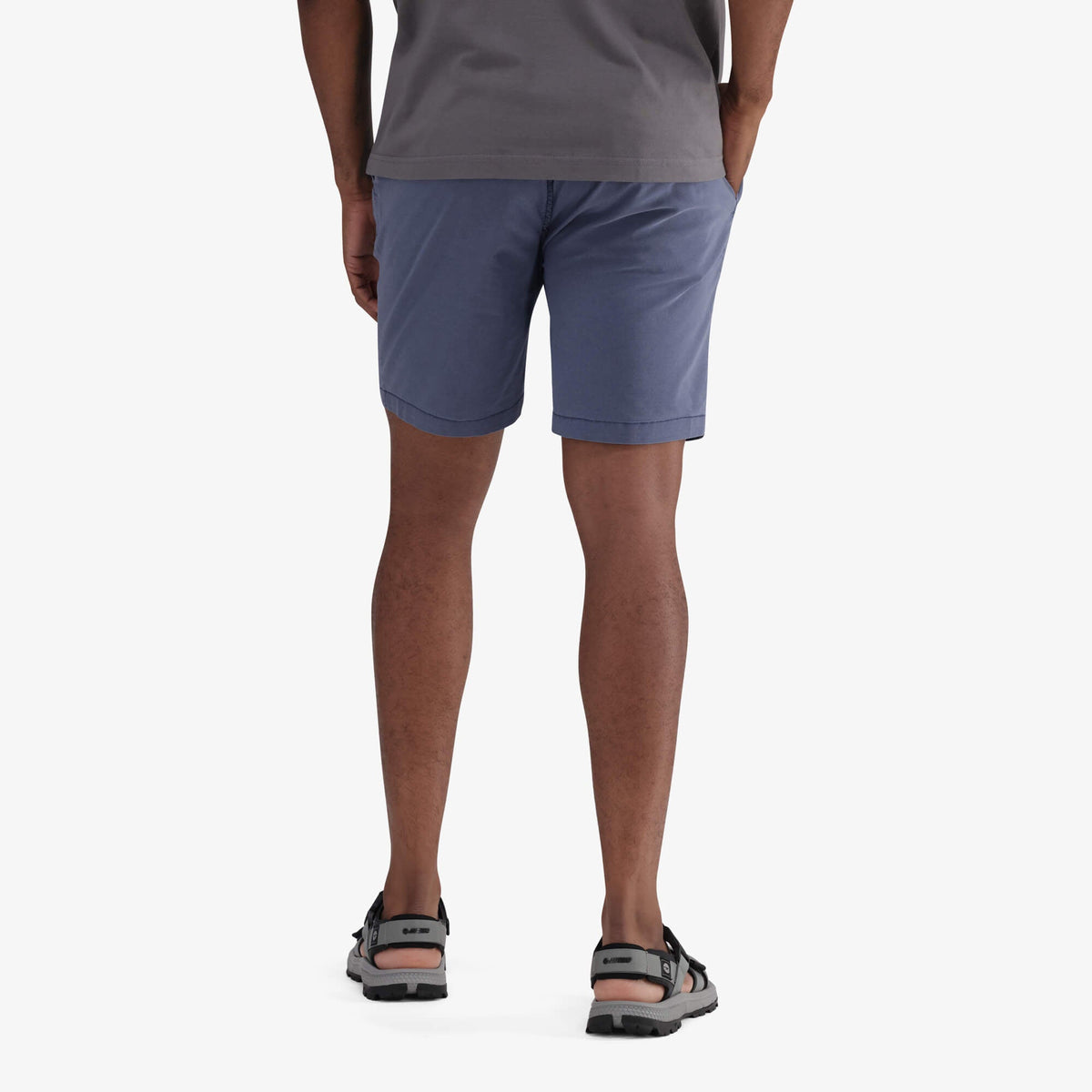 Hi-Tec Men&#39;s Everyday Volley Shorts: Flexible Fit, Quick Dry, Multi-Pocket Comfort