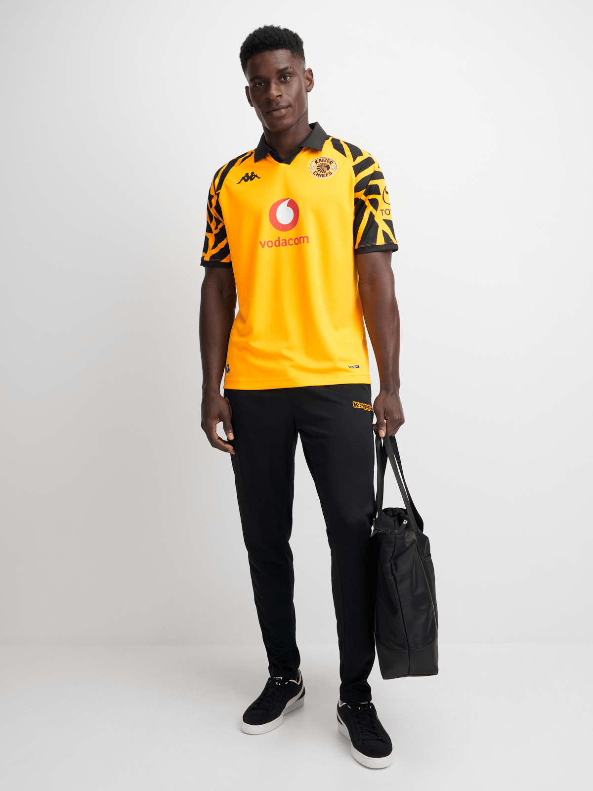 Kappa Men&#39;s Kaizer Chiefs Home 25/26 Yellow Stadium Soccer Jersey
