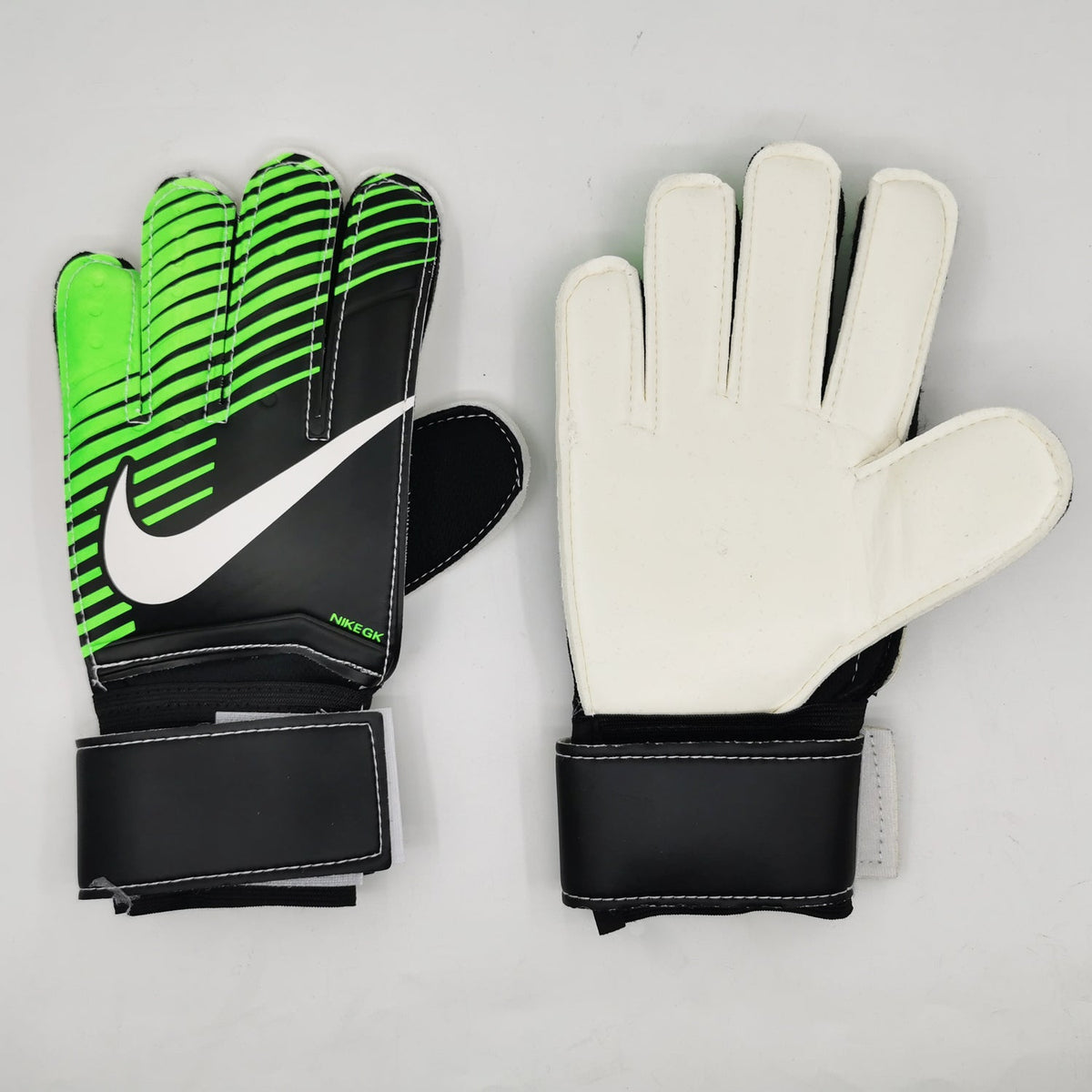 N13 Nike Finger Guard Gloves Black Green