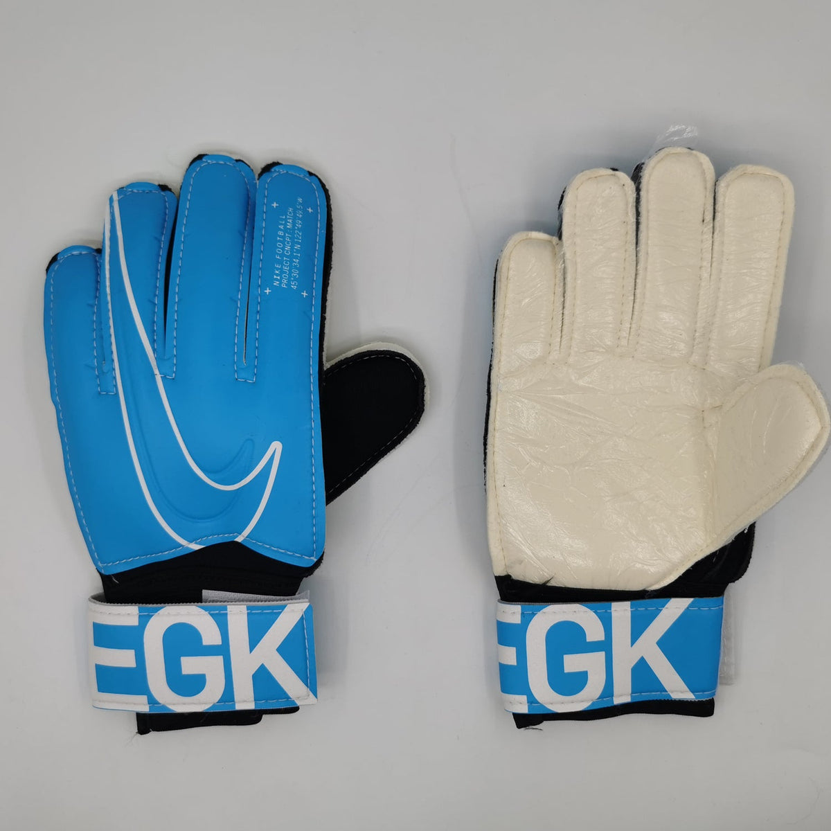 N12 goalkeeper gloves with finger guards Blue