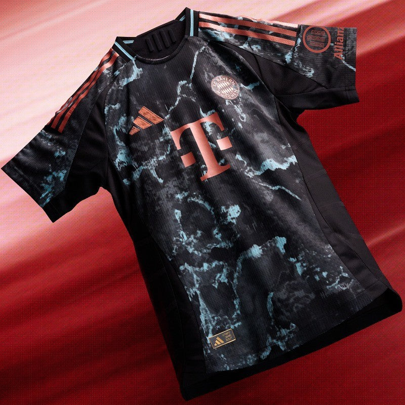 FC Bayern Munich 24/25 Away Kit (Player Version)