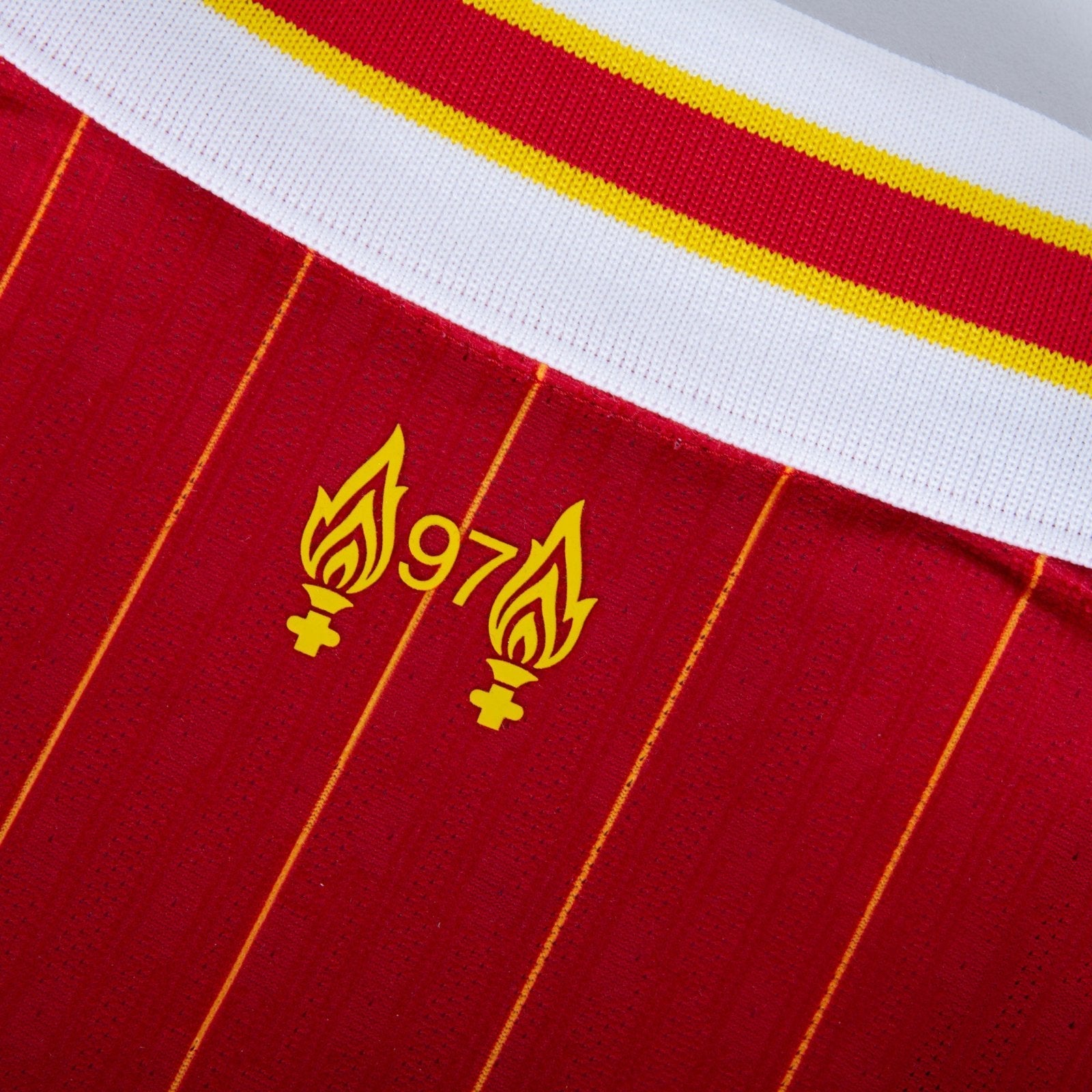 Liverpool 24/25 Home Jersey (Player Version)