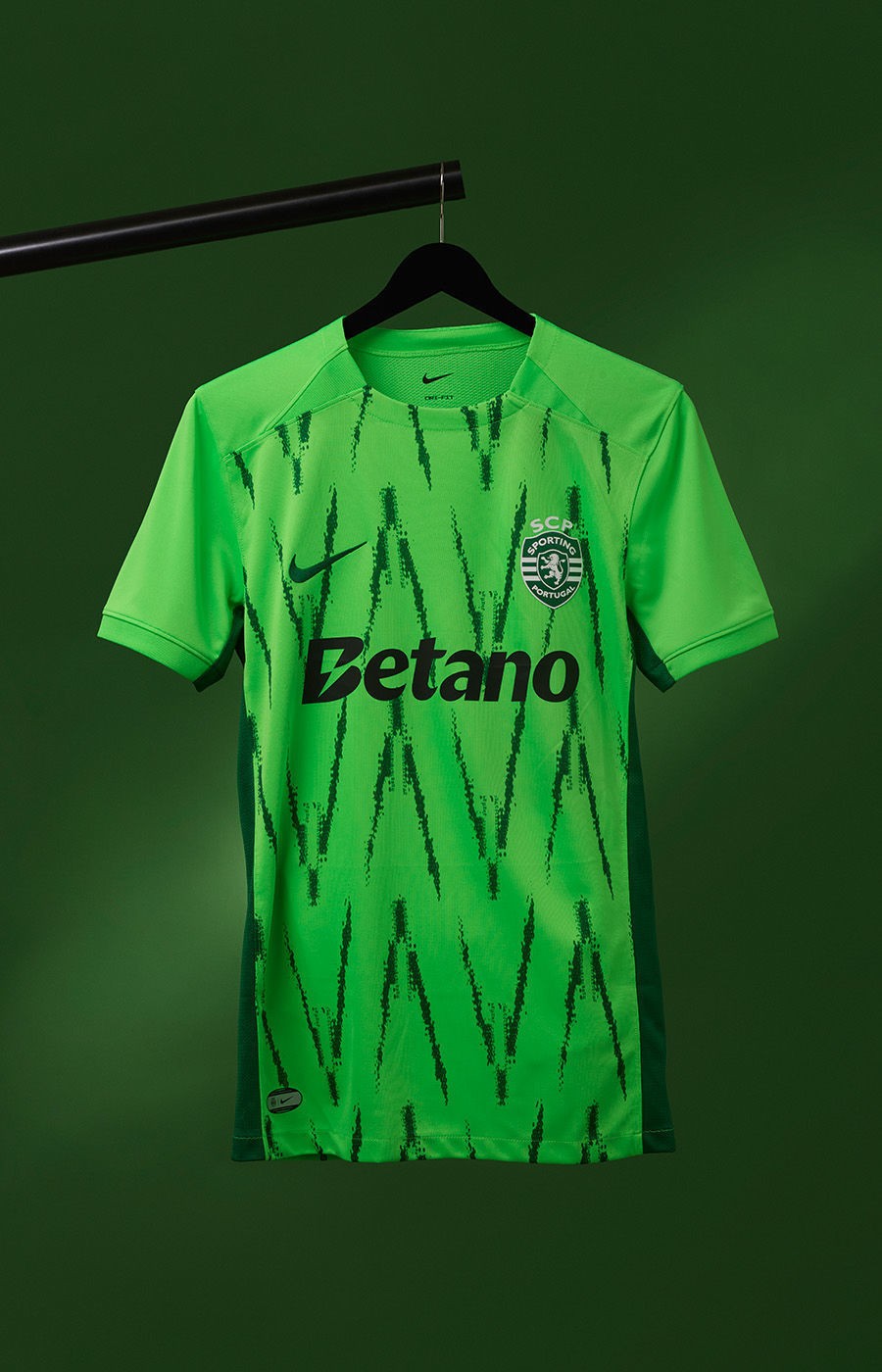 Sporting CP 24/25 Third Jersey